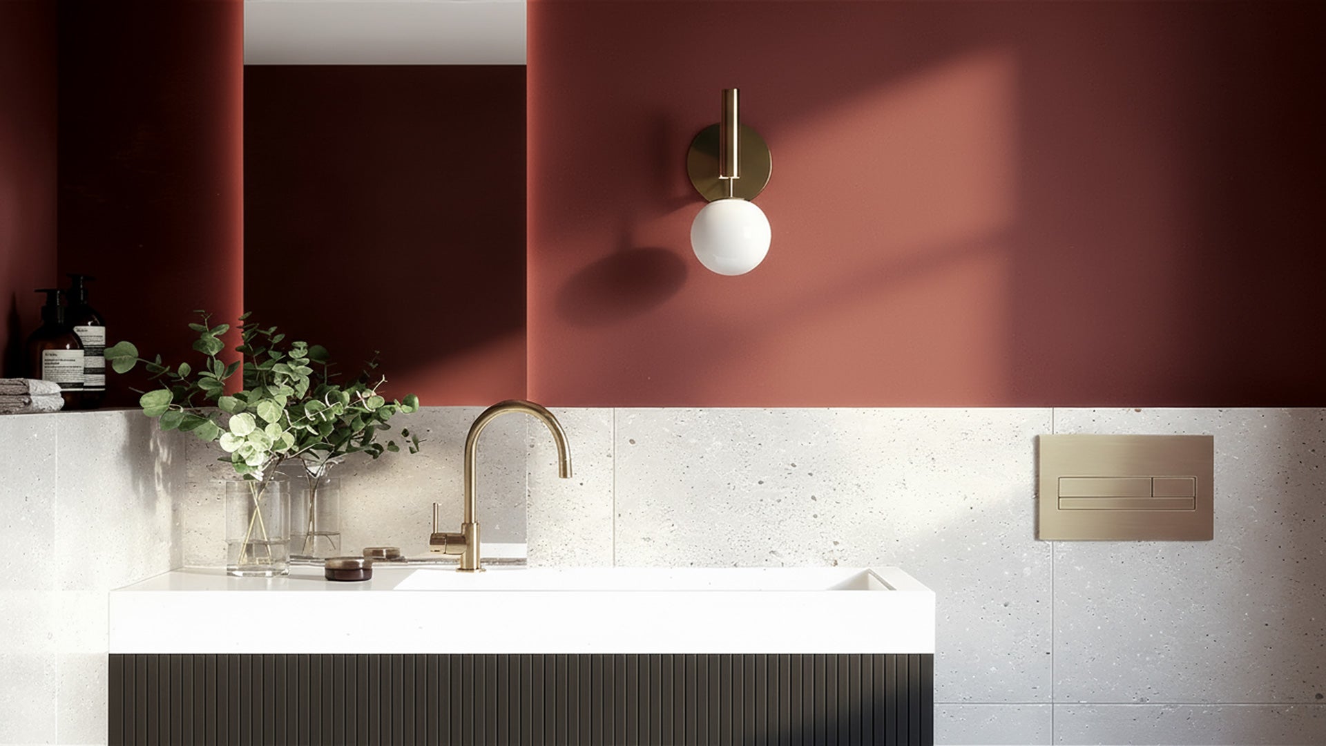 Badezimmer mit Wand in re-box Wandfarbe Pimento Glow No. 34 – kräftiges Rot-Orange