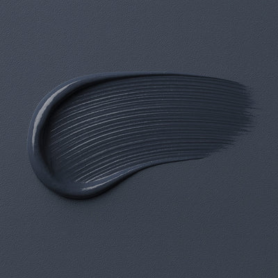 re-box Wandfarbe Blue Dark No.27 – tiefes, sattes Blau mit eleganter Tiefe für markante, moderne Raumakzente.
