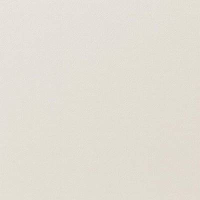 Frisch gestrichene Wand in re-box Wandfarbe Soie Blush No. 59 – zartes Creme-Weiß mit Rosé-Hauch