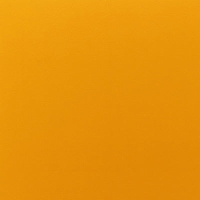 Frisch gestrichene Wand in re-box Wandfarbe Soleil d’Ambre No. 46 – warmes Bernstein-Gelb